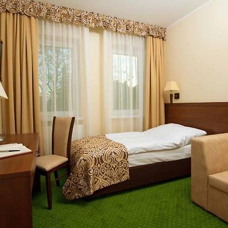 Hotel Zielony Poznań Esterno foto