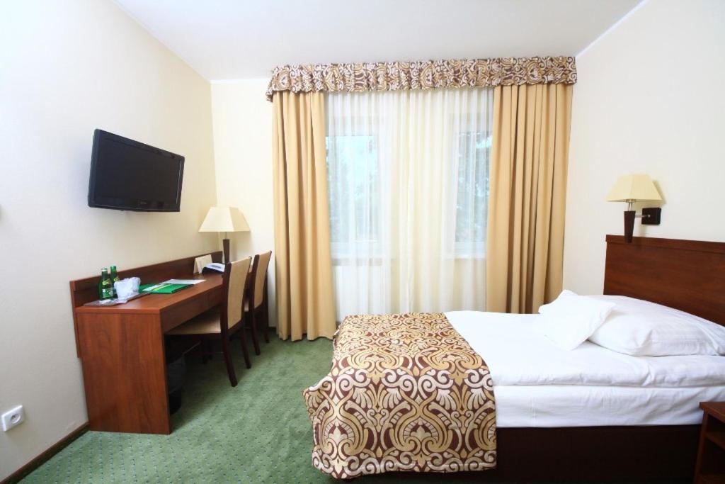 Hotel Zielony Poznań Esterno foto