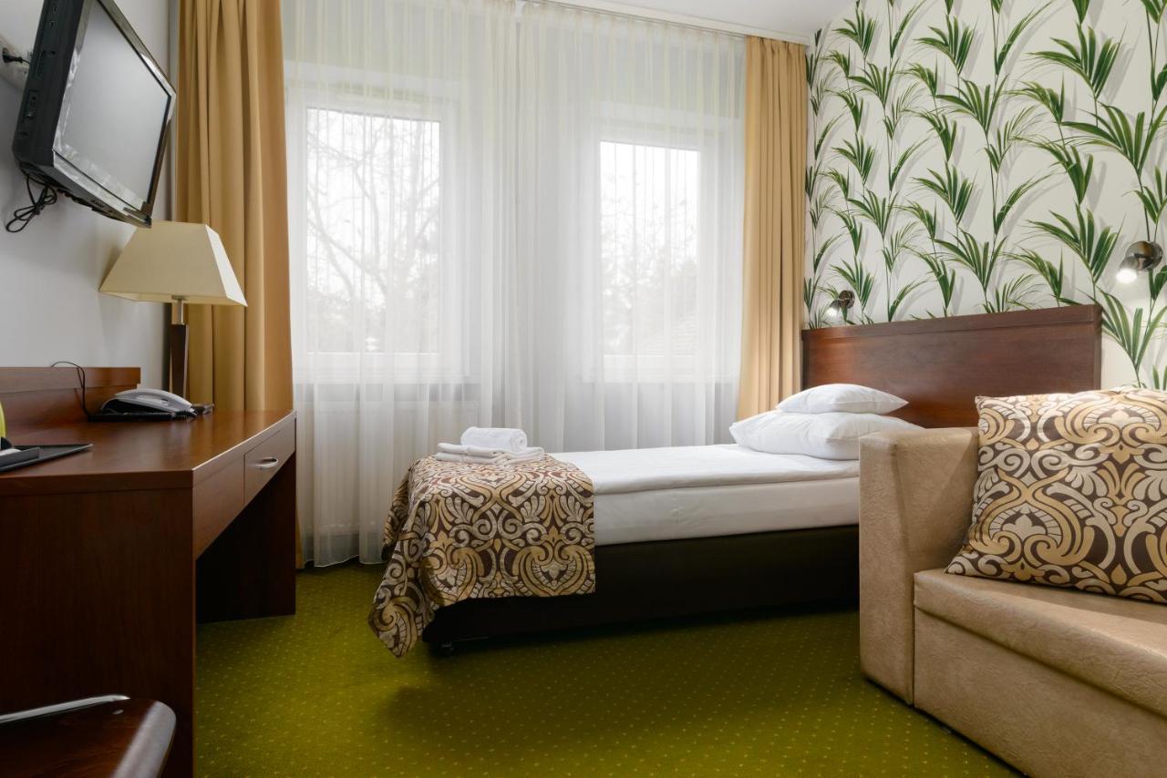 Hotel Zielony Poznań Esterno foto