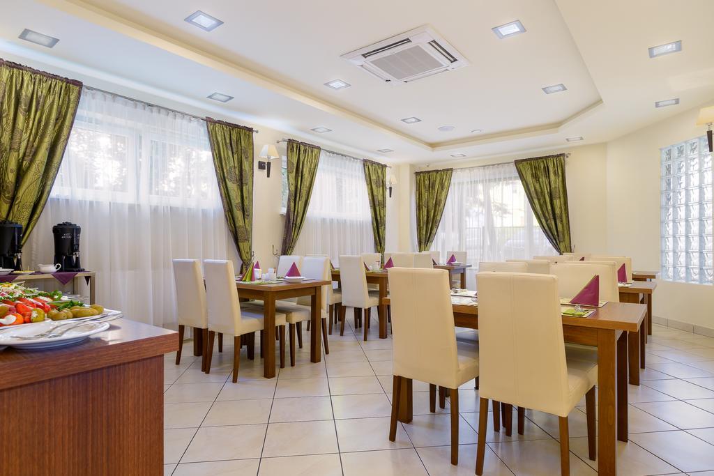 Hotel Zielony Poznań Esterno foto