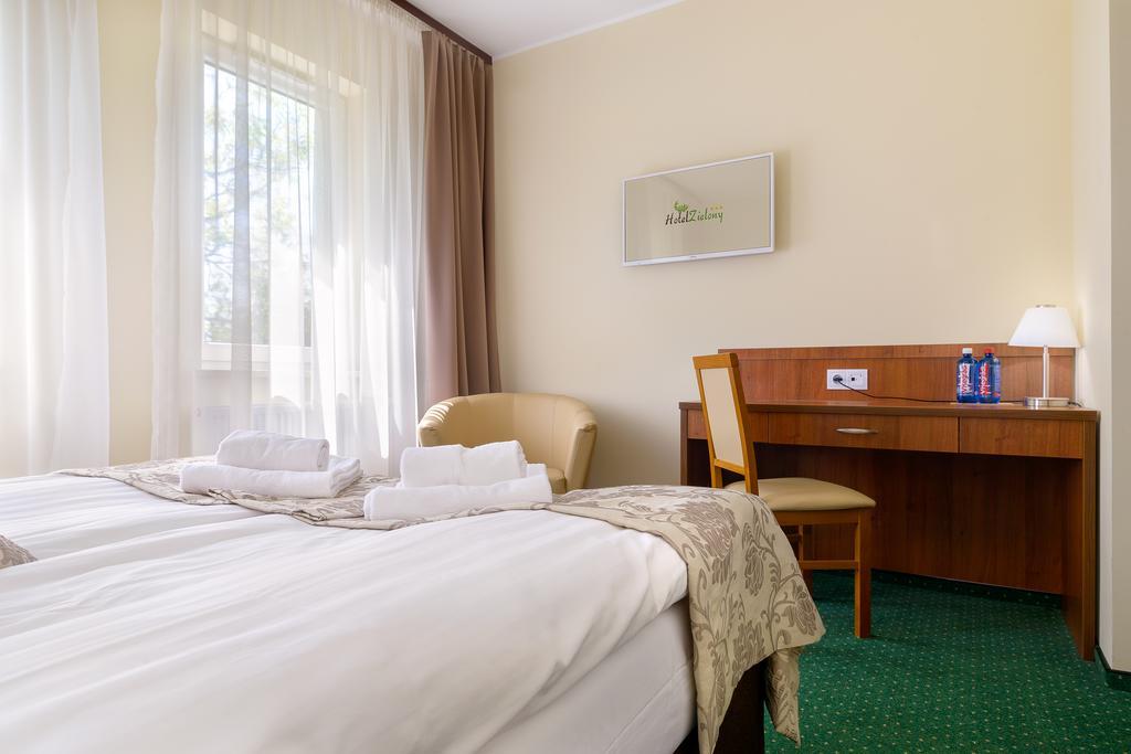 Hotel Zielony Poznań Esterno foto