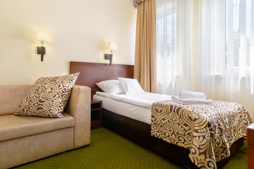 Hotel Zielony Poznań Esterno foto