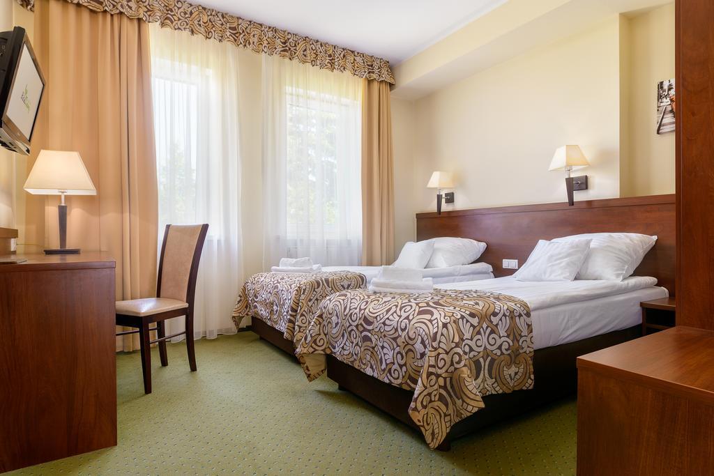 Hotel Zielony Poznań Esterno foto