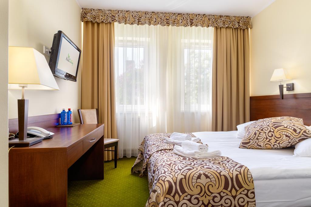 Hotel Zielony Poznań Esterno foto