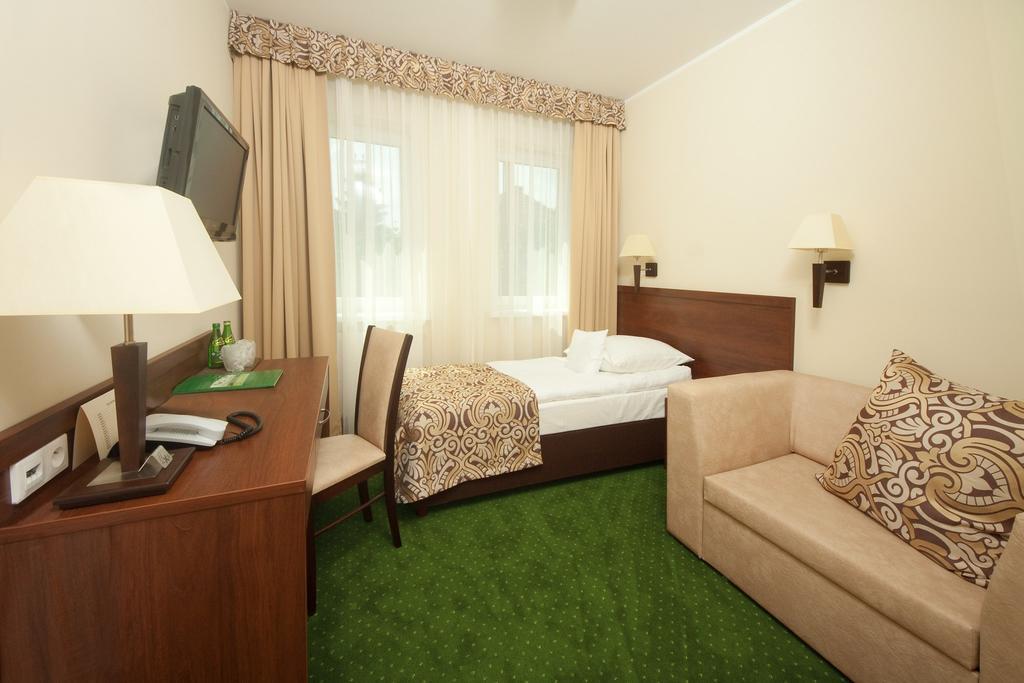Hotel Zielony Poznań Esterno foto